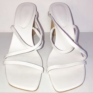 Imagine xVince Camuto White Strappy Sandals Sz9.5M